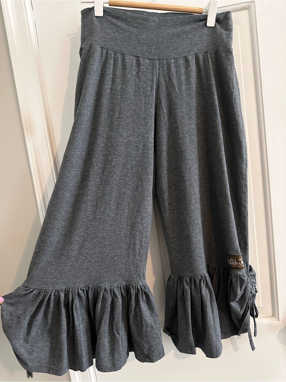 Matilda Jane Dark Gray Ruffle Hem Cropped Pants - Picture 4 of 10